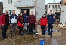 Помоћ поплављеним домаћинствима у Источној Илиџи