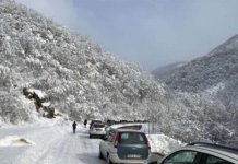 Обустављен саобраћај на путу Сарајево-Фоча због саобраћајне незгоде