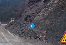 Одрон на магистралном путу код Фоче, проходна једна коловозна трака