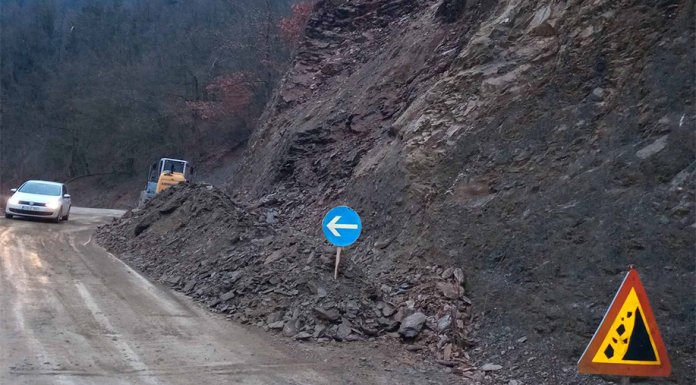 Одрон на магистралном путу код Фоче, проходна једна коловозна трака