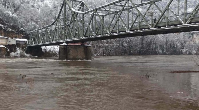 Расте ниво Дрине, надлежне службе у приправности