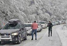 Камиони направили застој у саобраћају преко Романије