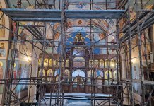 У току припреме за живописање куполе и сводова храма