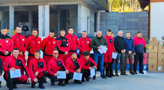Пет станица ГСС у вјежби потраге и спашавања у планинским условима