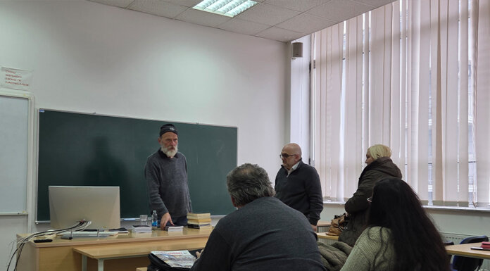 Између новинара и писца – Небојша Јеврић о трагању за причом