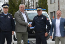 Општина Хан Пијесак донирала полицији ново ауто