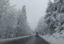 На Хан Погледу саобраћај отежан због снијега
