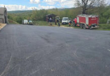 Асфалтиран приступни пут до цркве у селу Романи