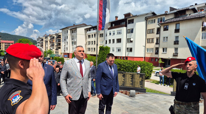 Премијер Минић и Будимир на парастосу погинулим припадницима Одреда „Јахорина“