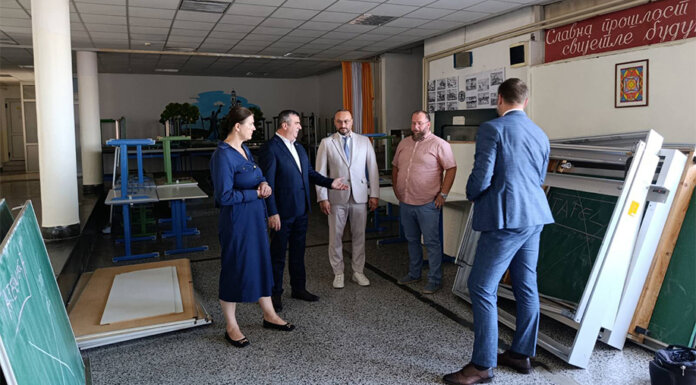 Основна школа добила намјештај и опрему из Аустрије
