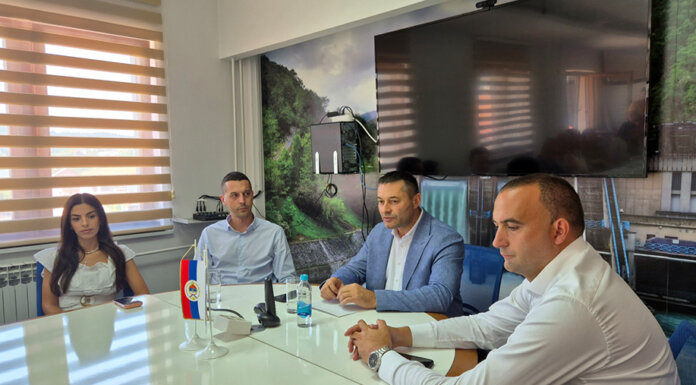 Обезбијеђено 1.020 анатомских руксака за првачиће у 13 општина