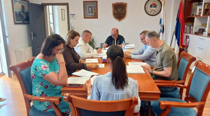 У припреми нова стратегија развоја, приоритет реконструкција водовода и главне улице